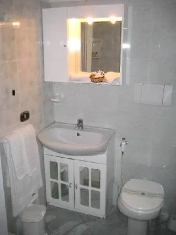 Hotel Octavia Roma 3*,